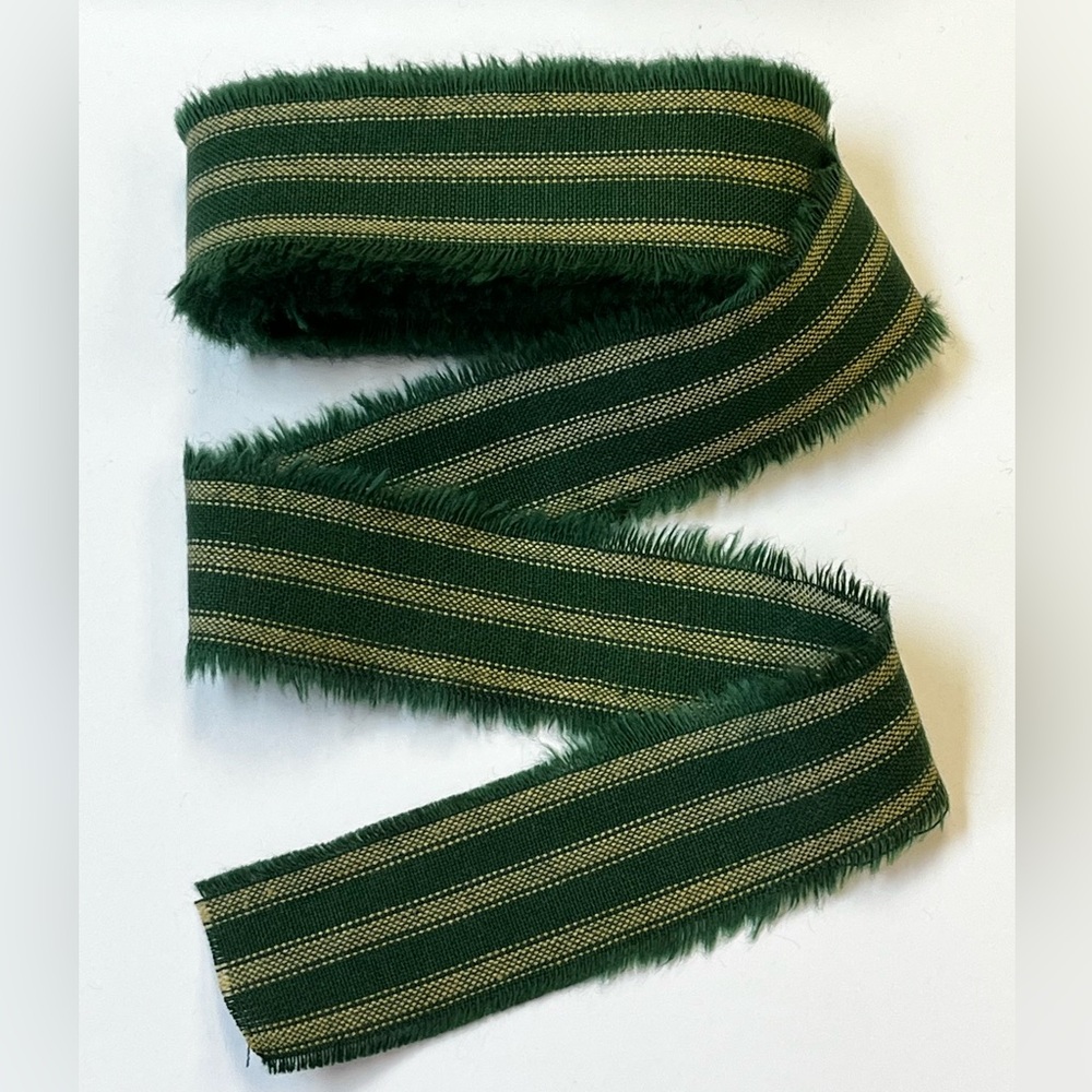 New item 4 Yard Fabric Ribbon Strip 1-1/4” wide HOMESPUN green stripe Christmas